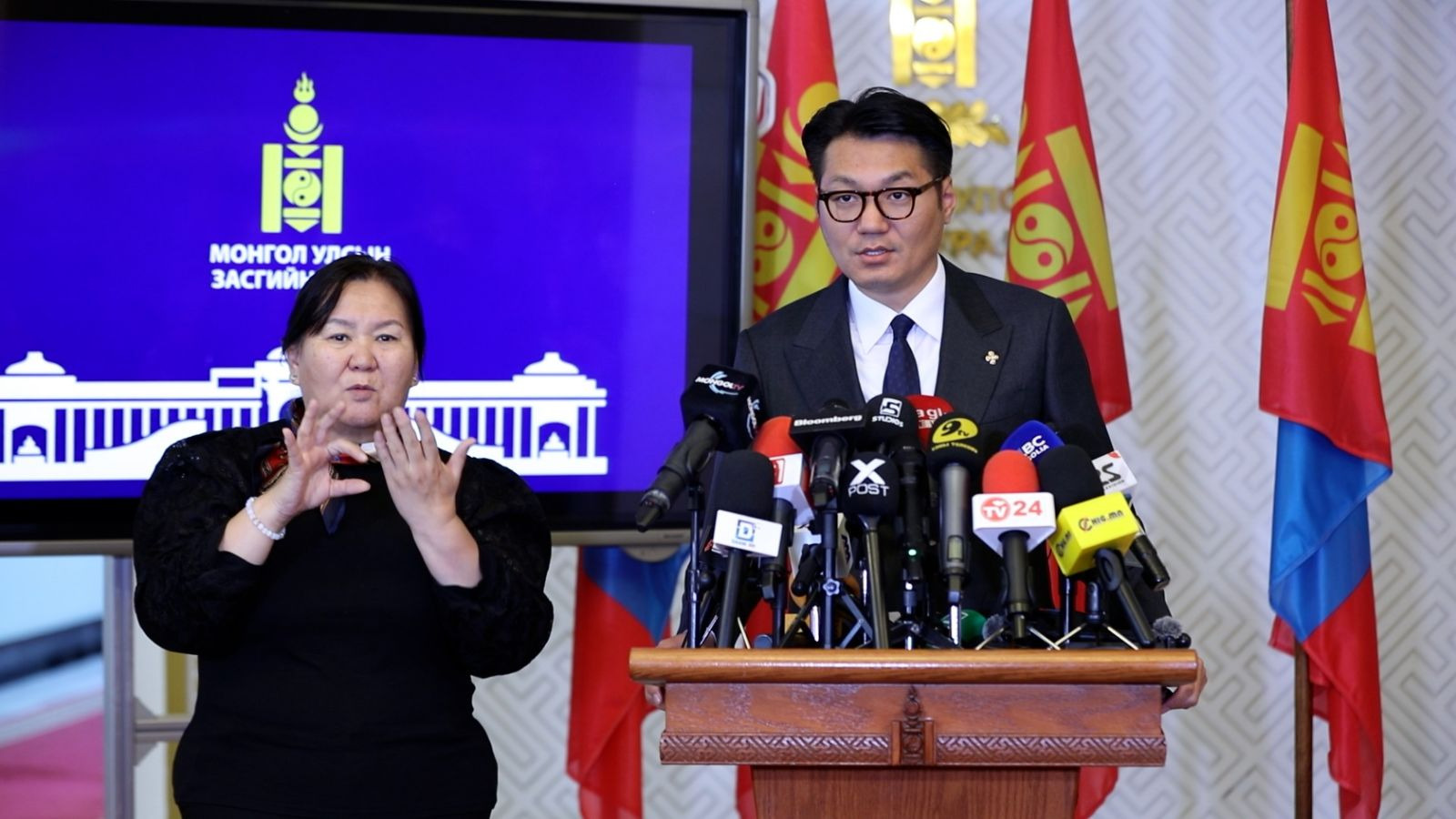 Б.Пүрэвдагва: Нийслэл 57.3 км инженерийн гадна шугам сүлжээг шинэчилж байна